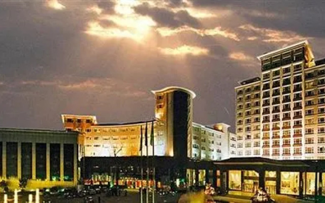 Jiucheng Hotel Luzhou