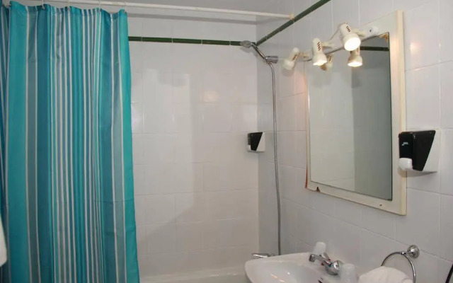 Hostal Tilos