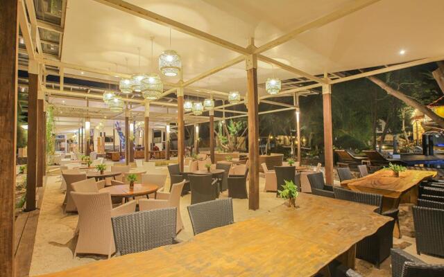 Jambuluwuk Oceano Resort Gili Trawangan