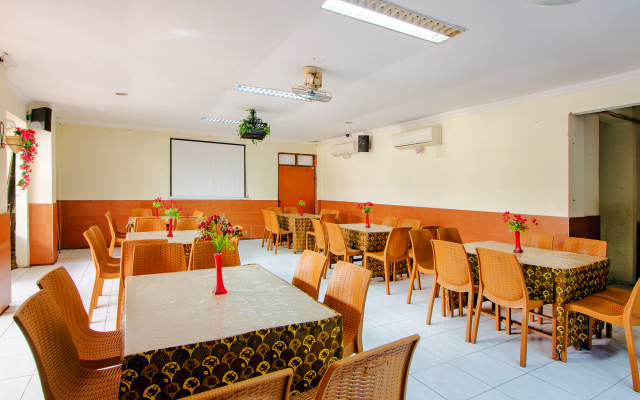 OYO 1683 Hotel Musafira Syariah