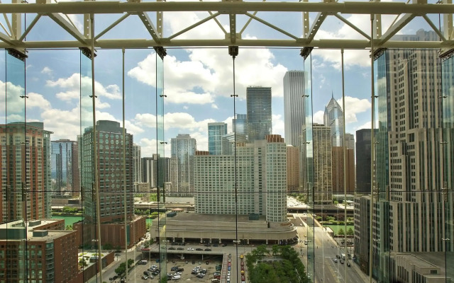 Embassy Suites by Hilton Chicago Downtown Magnificent Mile