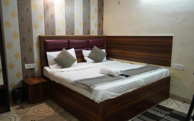 Hotel Quadis Noida Sector 15