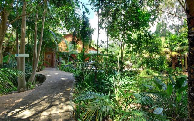 Planula Bed & Breakfast Retreat