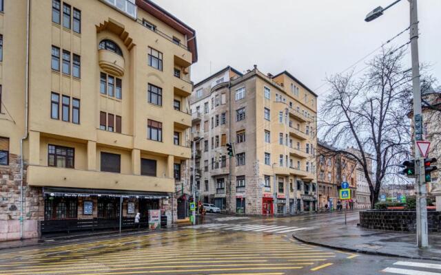 Diamond Residence - Marble Apartment