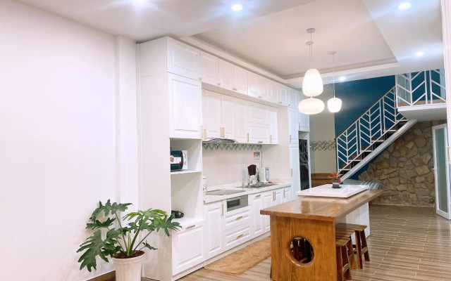 Đồi Gió HOUSE