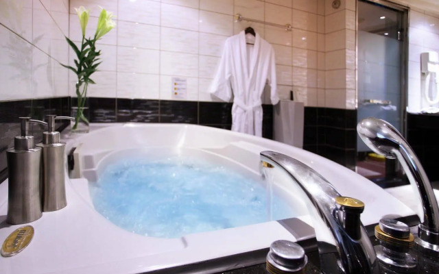 Kao Yuan Hotel - Zhong Zheng