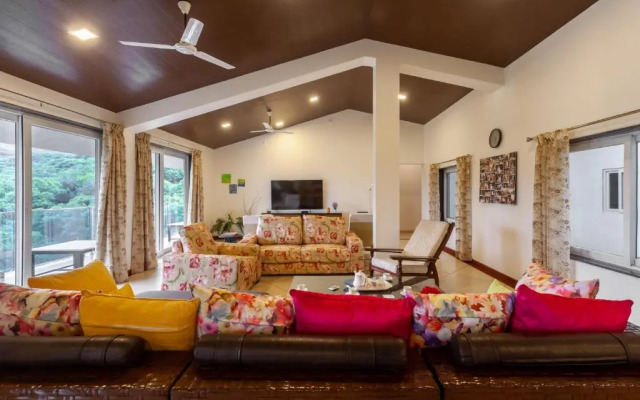 Saffronstays Horizon 360