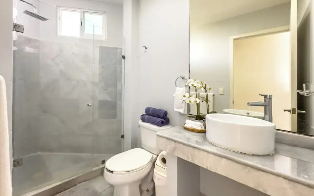 ARIA Residence Beachfront luxury