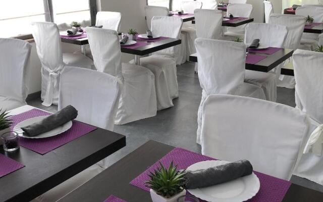 Hotel Canarino
