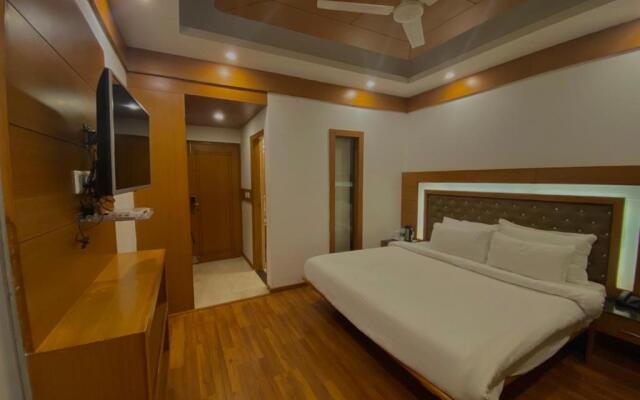 Hotel Highland By DLS Hotels