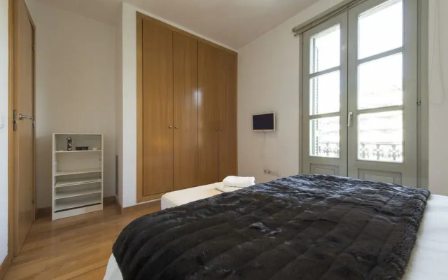 Luxe Suites Apartments