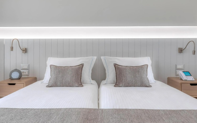 Neptune Luxury Resort