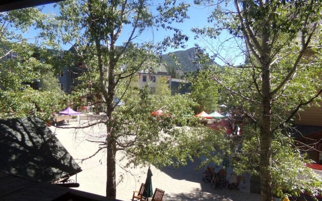 Arapahoe Lodge 1 Bed 2 Bath