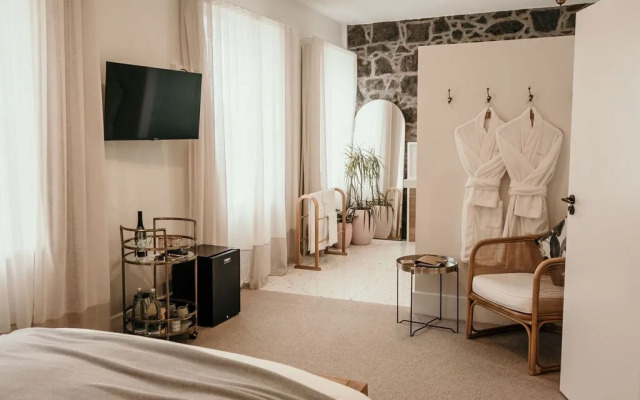 The Oak & Anchor Hotel