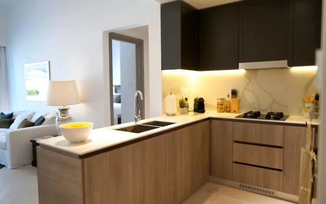 Spacious 2BR in Oxford 212 by Bespoke