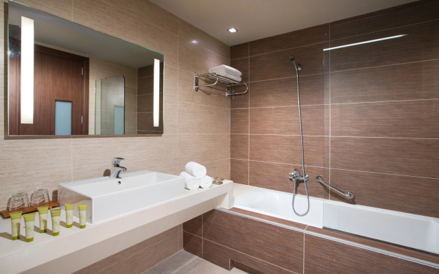 Отель Blue Lagoon Village