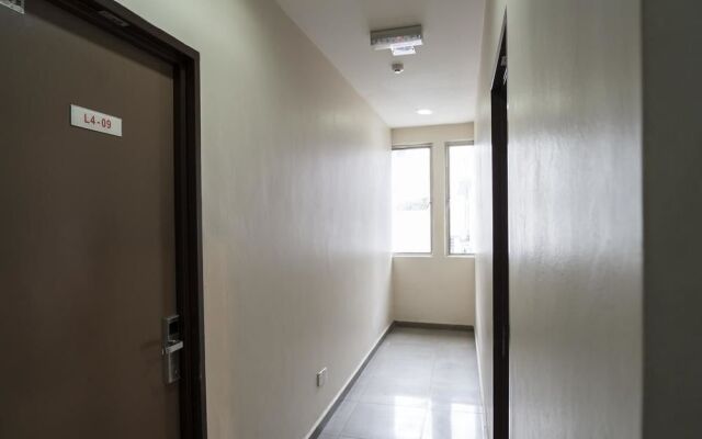 OYO 191 ML Inn Hotel