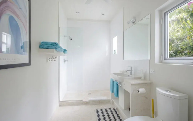 Med Point 1 Bedroom Home