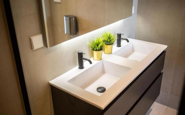 Desirable 1 Bedroom Serviced Apartment 5 m2 -NB304D-