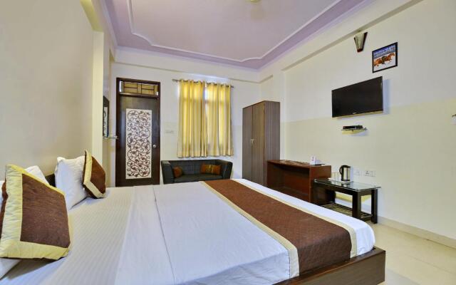 OYO 352 Hotel DRS 8586 Haveli