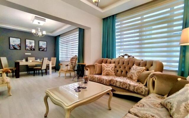 Central Flat Near Seaside In Antalya Muratpasa