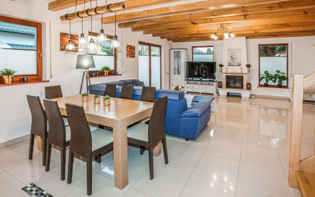 Stunning Home in Sarbinowo With Wifi and 4 Bedrooms