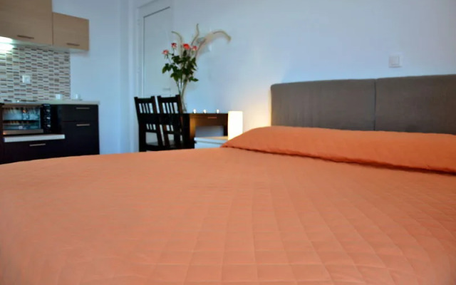 Filoxenia Beach Apartments