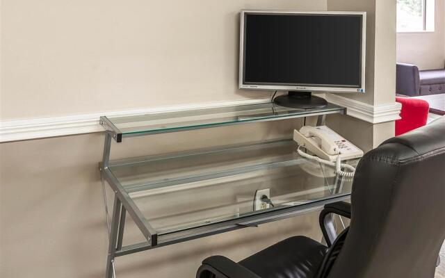 Suburban Studios Beaumont