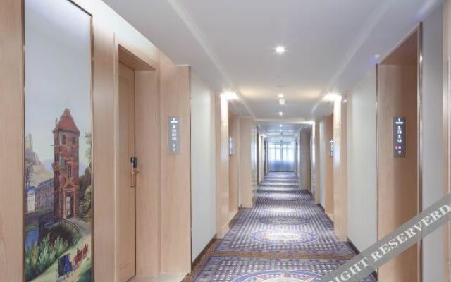 Vienna International Hotel (Nanning University Road Guangxi University of Finance and Economics)