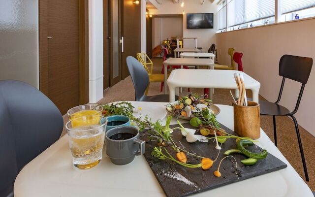 plat hostel keikyu kamakura wave