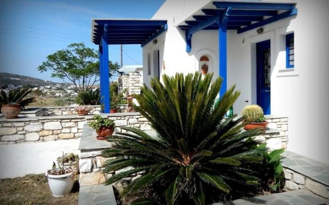 Aigaiou Avra Apartments