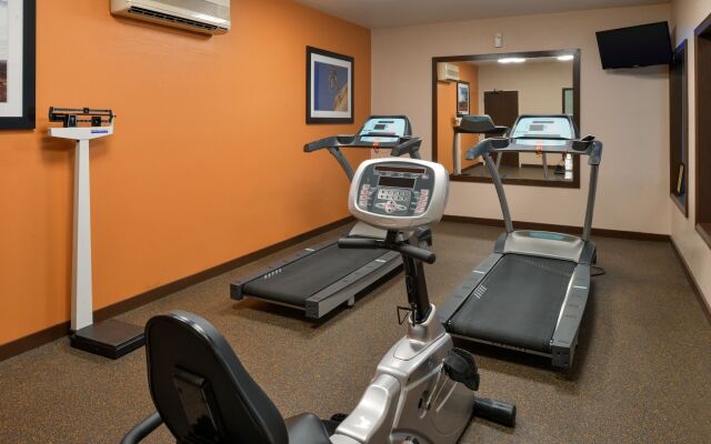 Holiday Inn Express Hotel & Suites Kingman by IHG