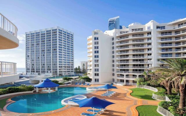 Soul Surfers Paradise 3 Bedroom Beach Apartment