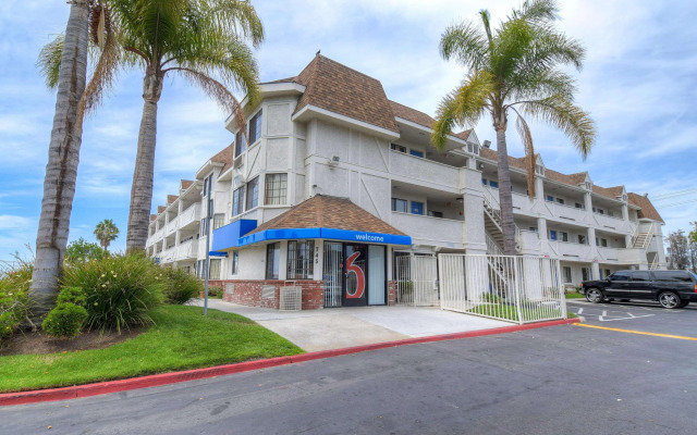 Motel 6 Chula Vista, CA - San Diego