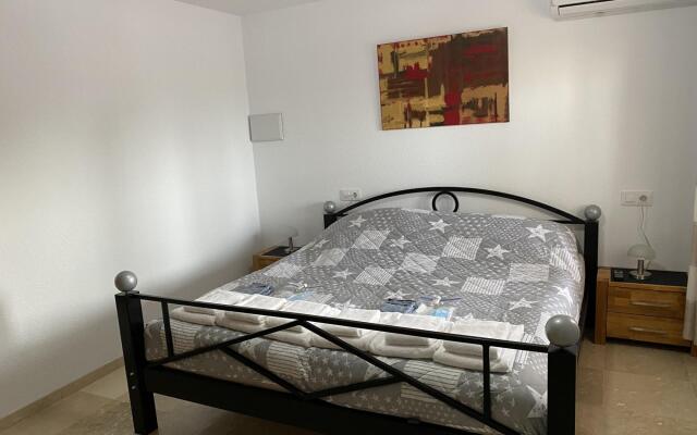 Villa Emilia 8 Personas