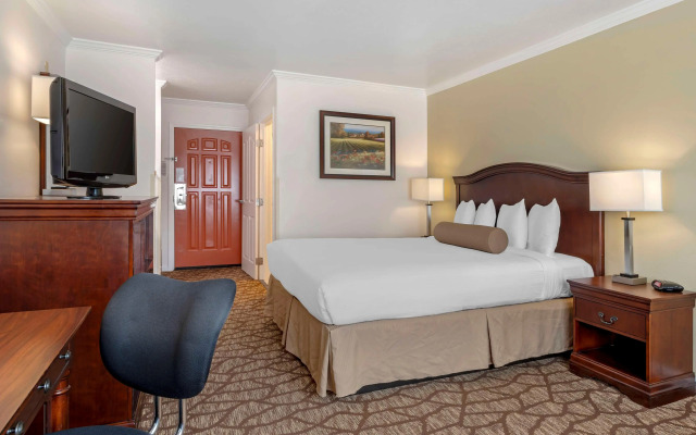 Best Western Salinas Monterey Hotel