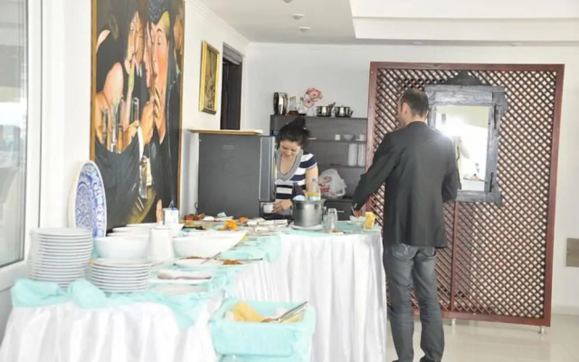 Adalia Hotel