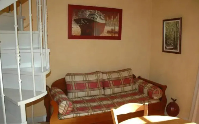 Chambre d'Hôtes-Tour de Garde XIVe