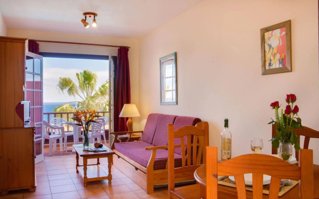 Apartamentos Oasis San Antonio