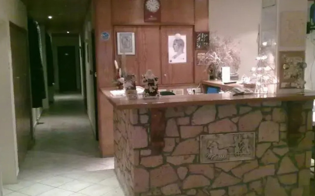 Phaethon Hotel