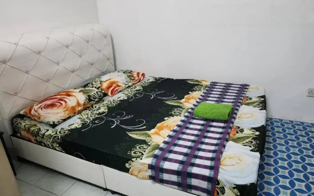 COZY HOME KLIA SEPANG with Aircond and Free Wi-Fi