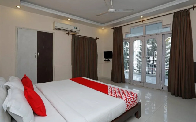 OYO 2766 Apartment Salt Lake