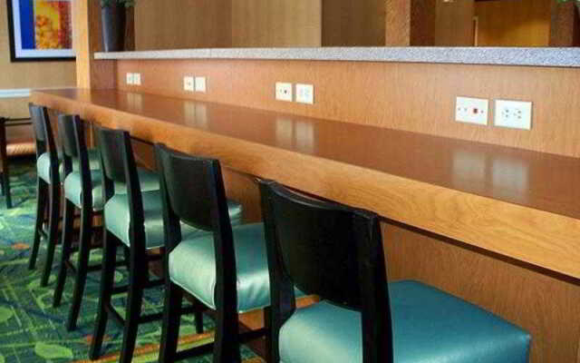 Comfort Inn & Suites South Akron