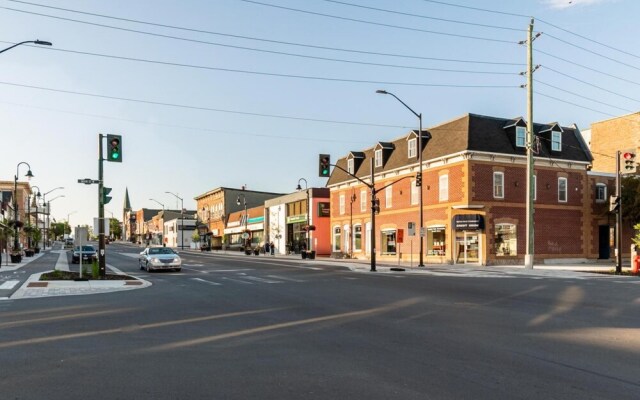 Rideau King 1Br Apartment Free Parking 2