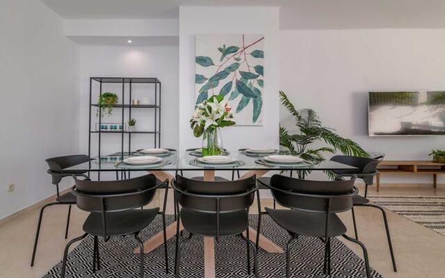 Rio Real Sunshine Retreat