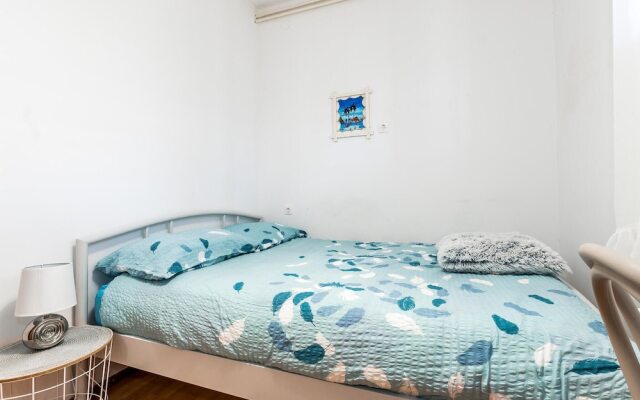 Amazing Apartment in Sibenik-brodarica With Wifi and 2 Bedrooms