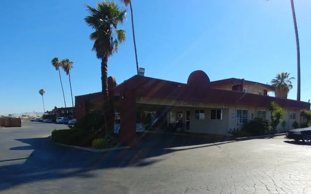 La Plaza Inn Los Banos