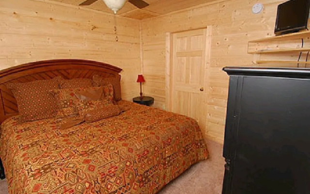 Appalachian Lodge 4 Bedrooms 4 Bathrooms Home