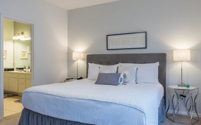 Tropical Dreams Townhome 3 Bedroom Condo by RedAwning