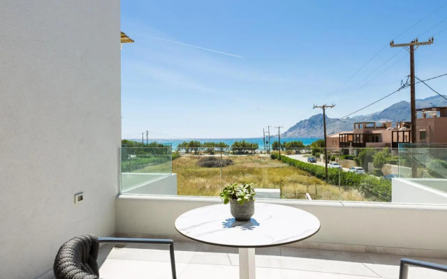 Naiades Apartment- Minthi/ 1 bedroom, beachfront